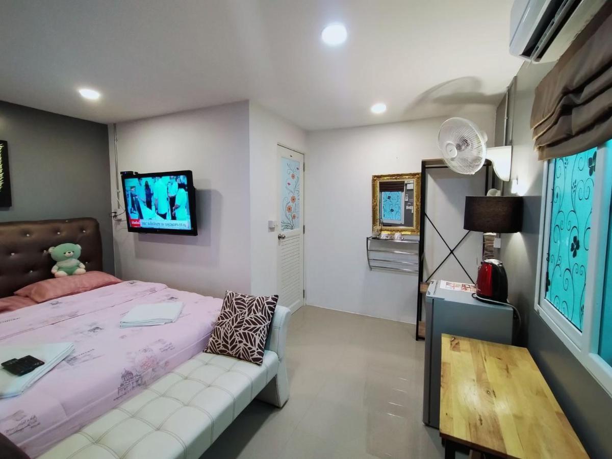 Ruenthip Homestay Bangkok Dış mekan fotoğraf