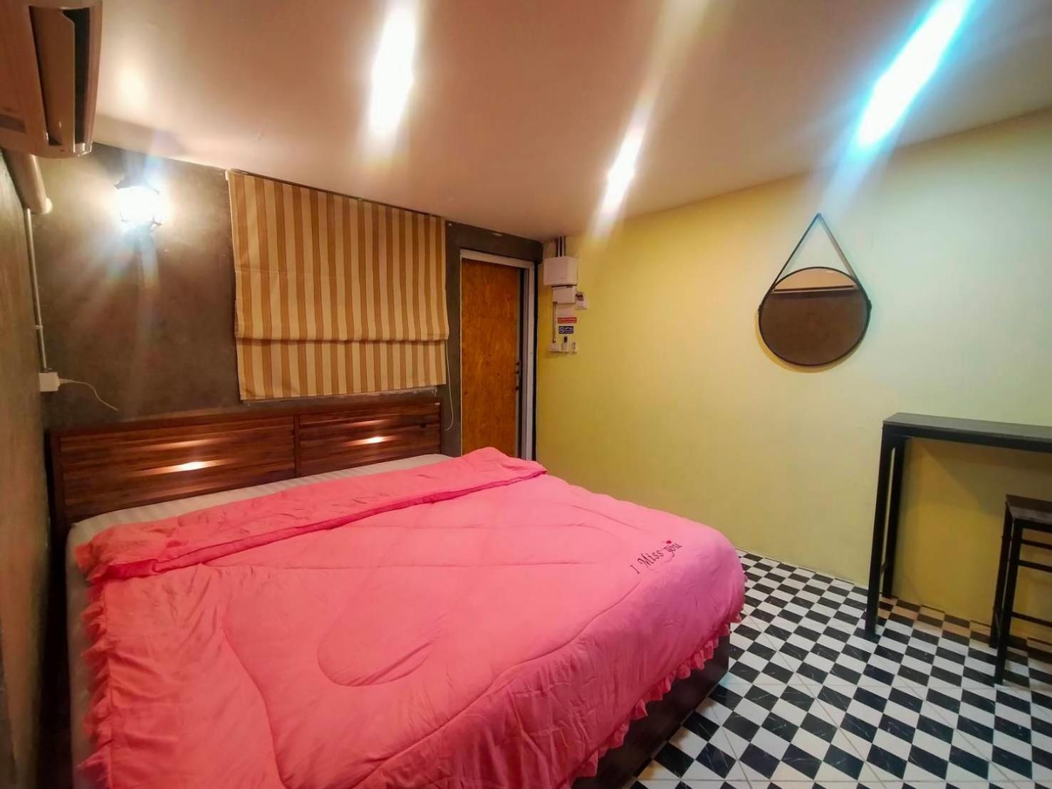 Ruenthip Homestay Bangkok Dış mekan fotoğraf