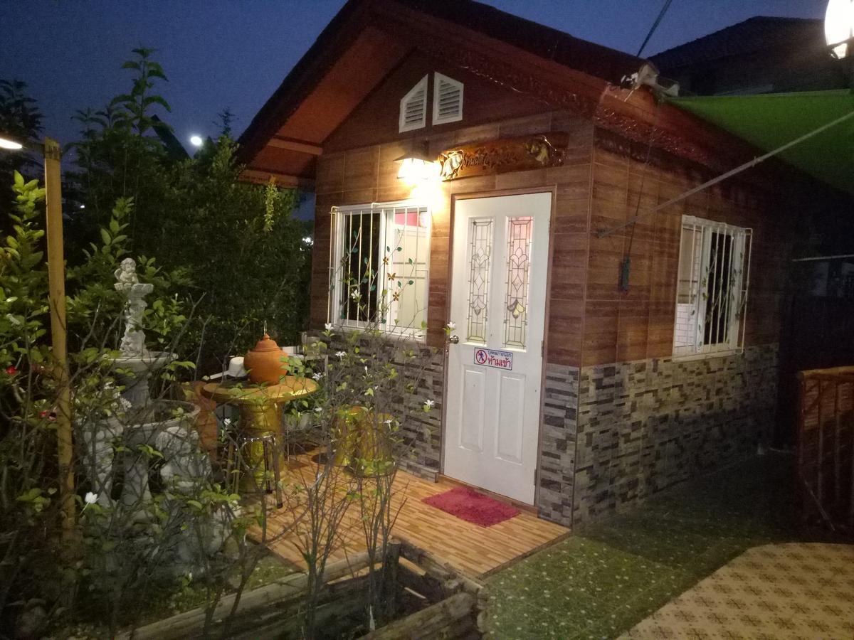 Ruenthip Homestay Bangkok Dış mekan fotoğraf
